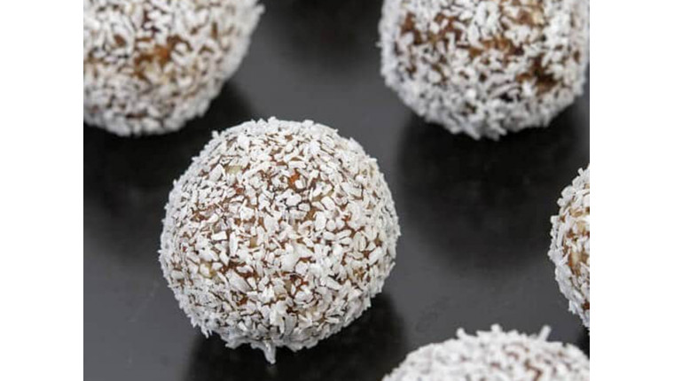 Les Energy Balls chocolat fruits secs : des douceurs préparées maison pour Pâques